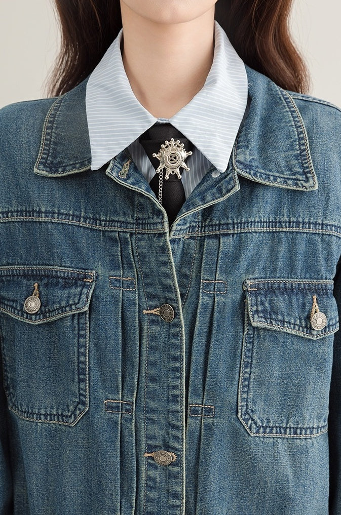 Vintage Denim Jacket Casual Chic Design