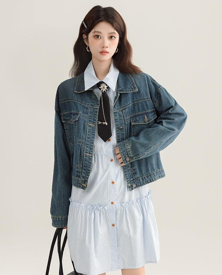Vintage Denim Jacket Casual Chic Design