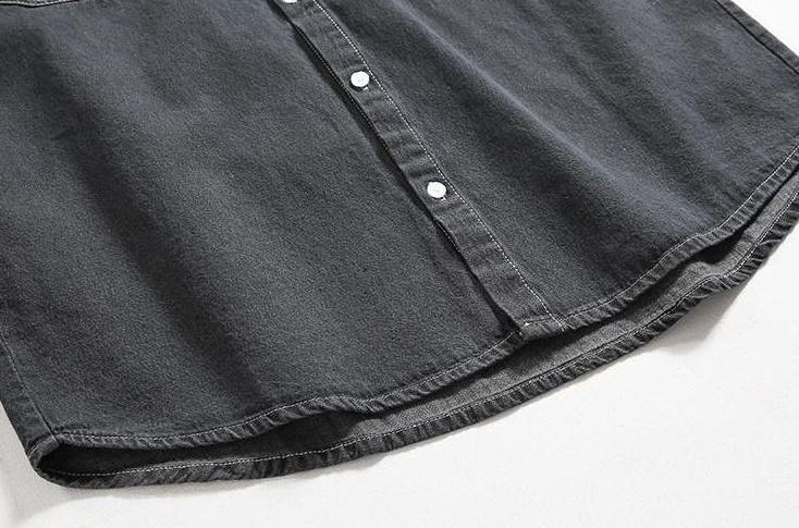 Vintage Denim Jacket With Long Sleeves
