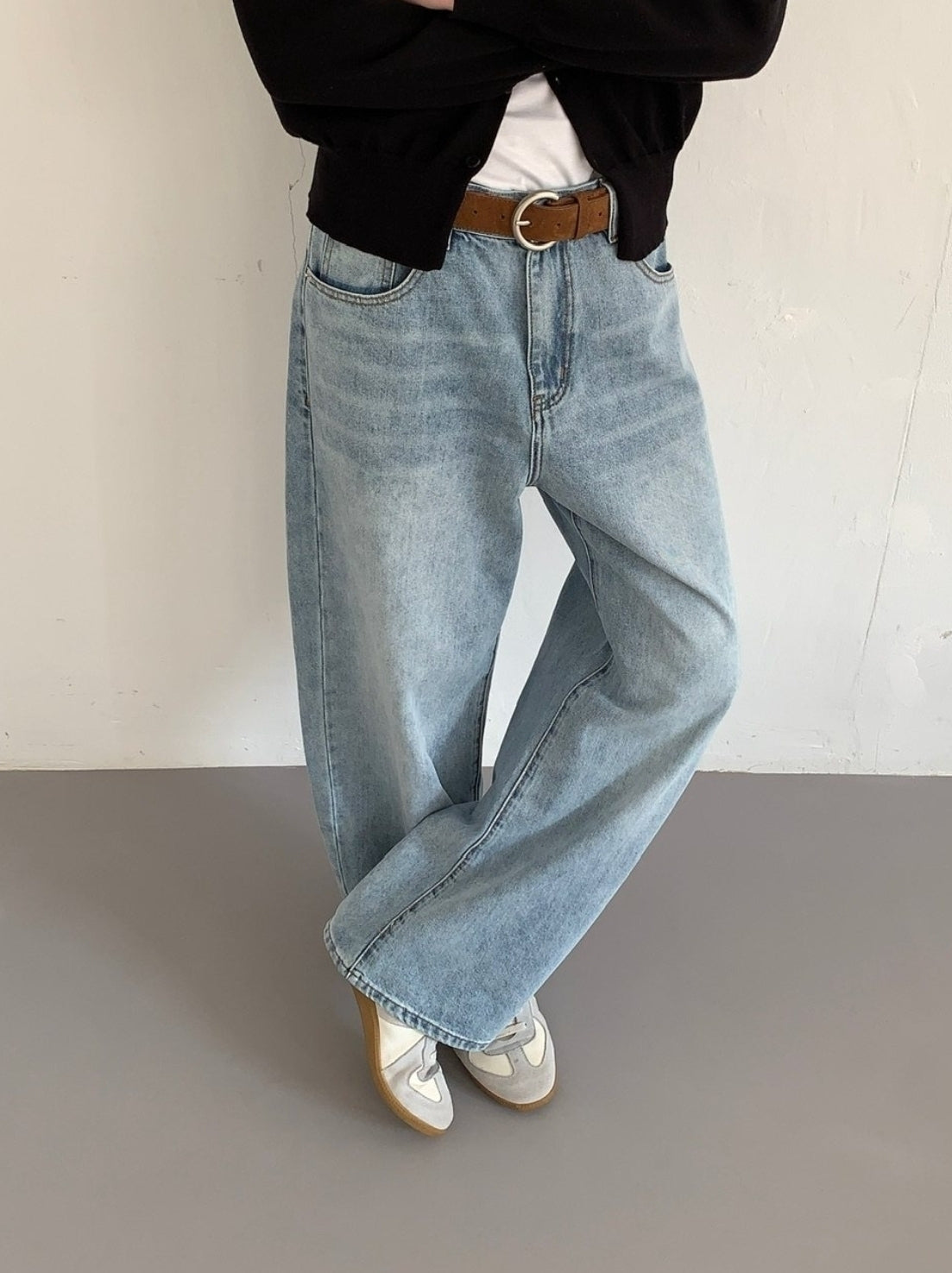 Vintage High Waist Straight Leg Washed Blue Jeans