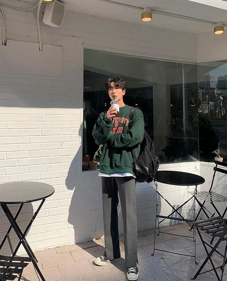 Vintage Letter Print Pullover Sweatshirt