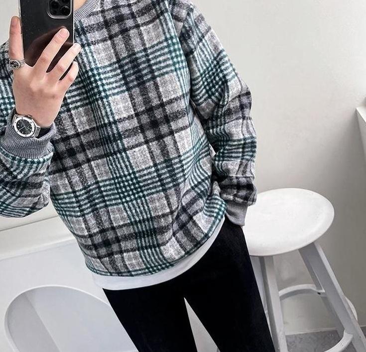 Vintage Plaid Crewneck Sweatshirt