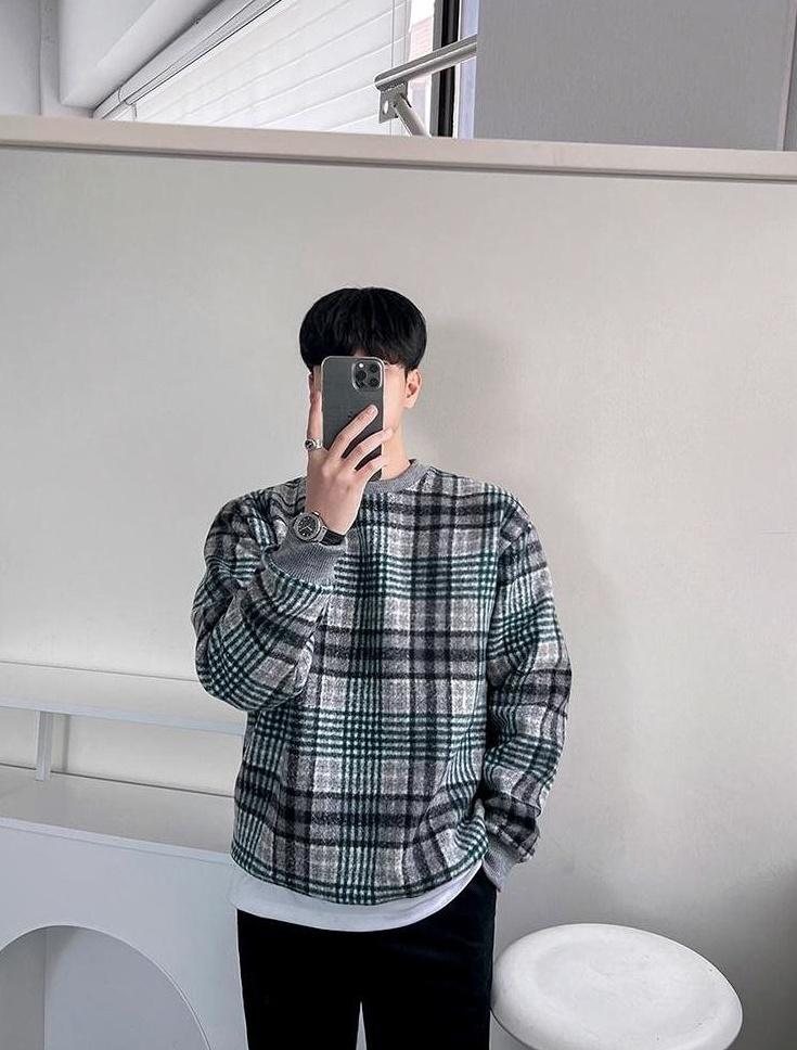Vintage Plaid Crewneck Sweatshirt