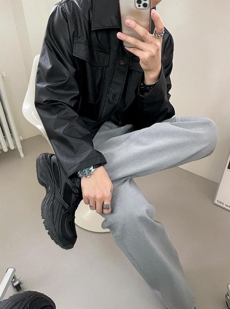 Vintage Relaxed Straight Jeans
