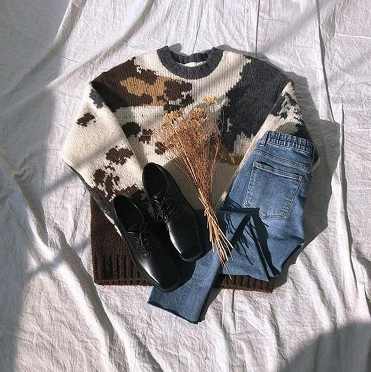 Vintage Snowy Mountain Knit Sweater