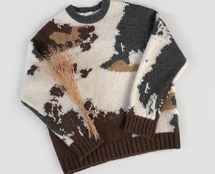 Vintage Snowy Mountain Knit Sweater