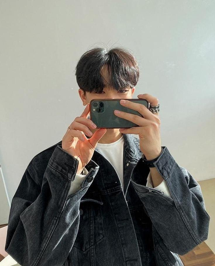 Washed Denim Jacket Trendy Casual Style