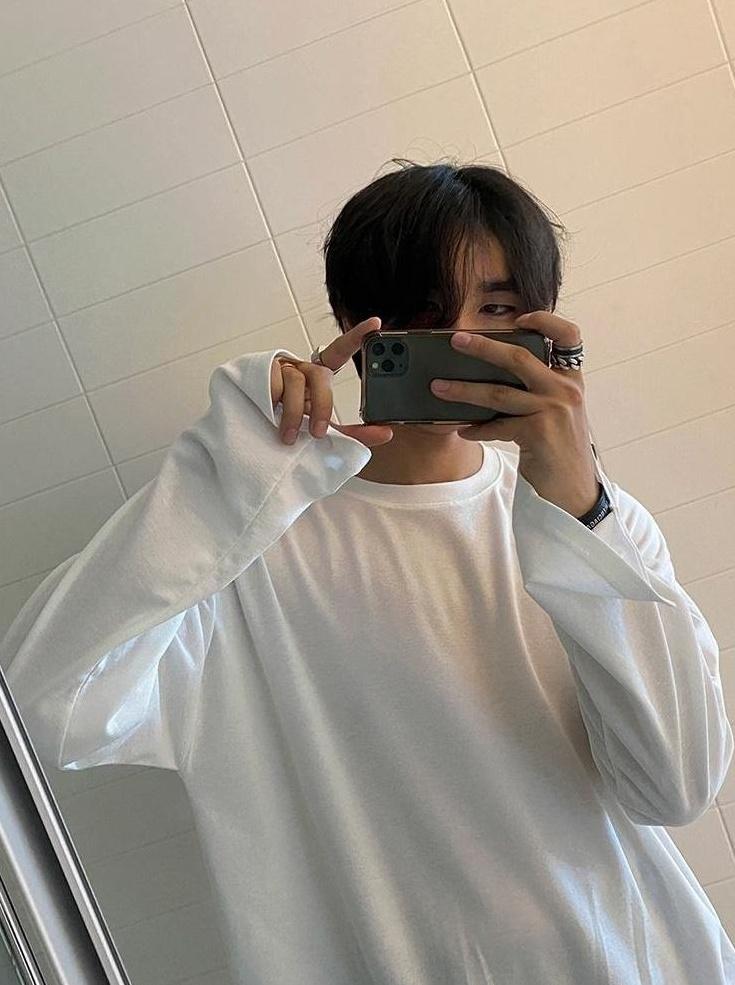 White Casual Long Sleeve Shirt