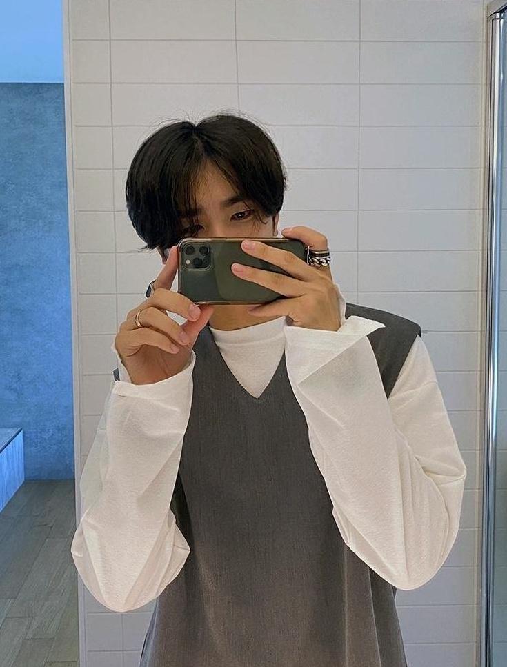 White Casual Long Sleeve Shirt