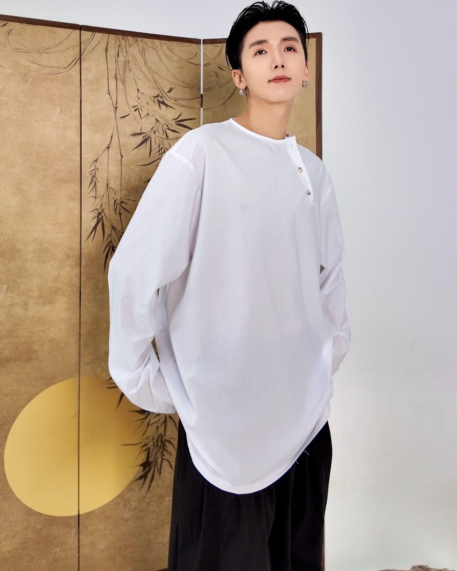 White Diagonal Button Long Sleeves Shirt