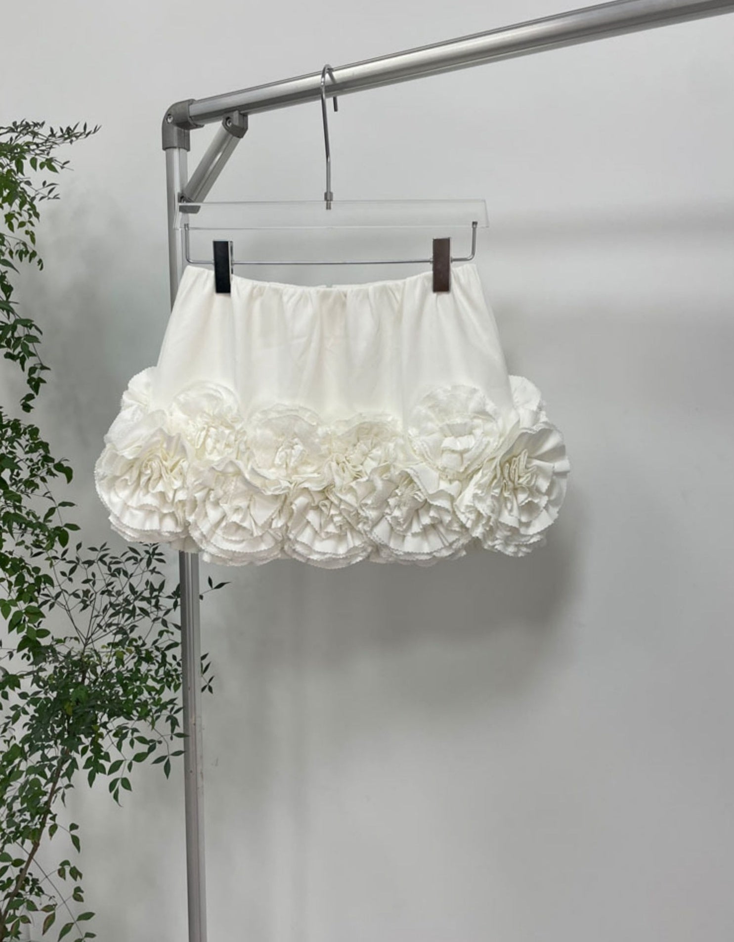 White Floral Accent Mini Skirt