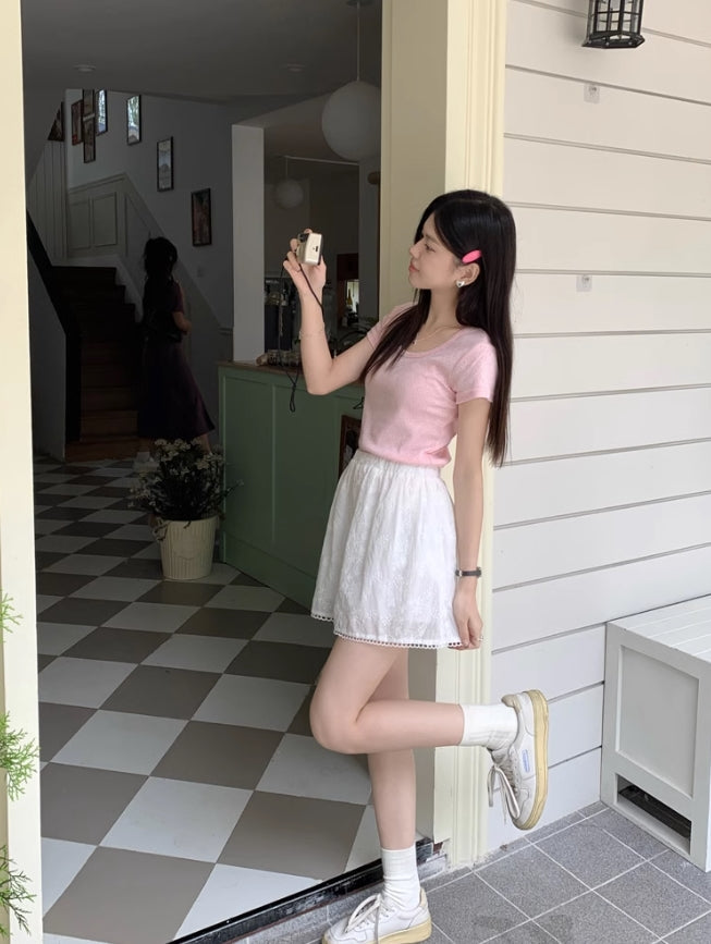 White Floral Pattern Lace Edge Skirt