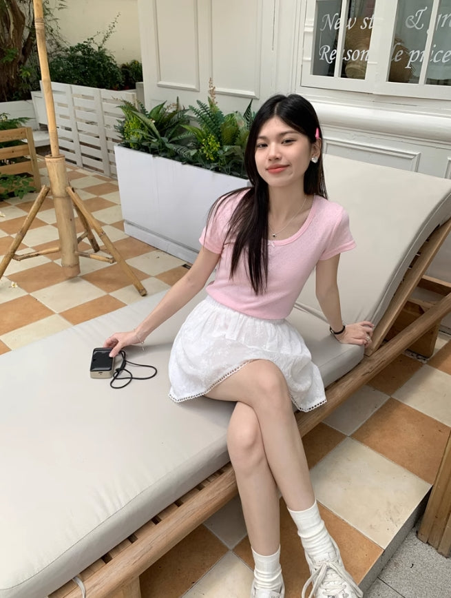 White Floral Pattern Lace Edge Skirt