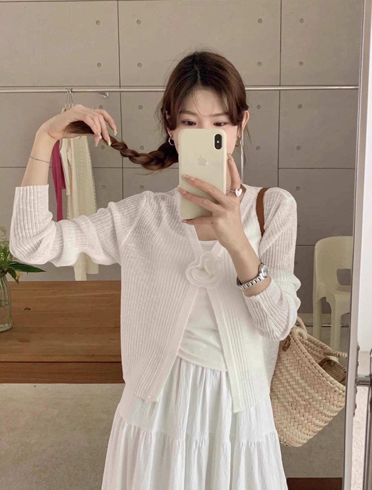 White Flower Thin Cardigan