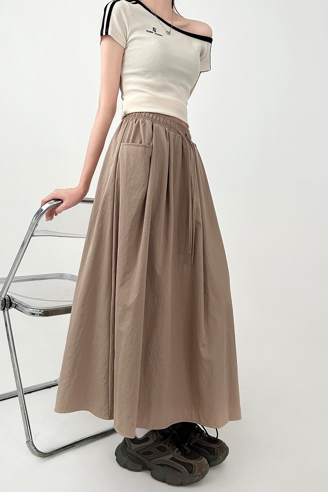 White Flowy Elastic Waist Midi Skirt
