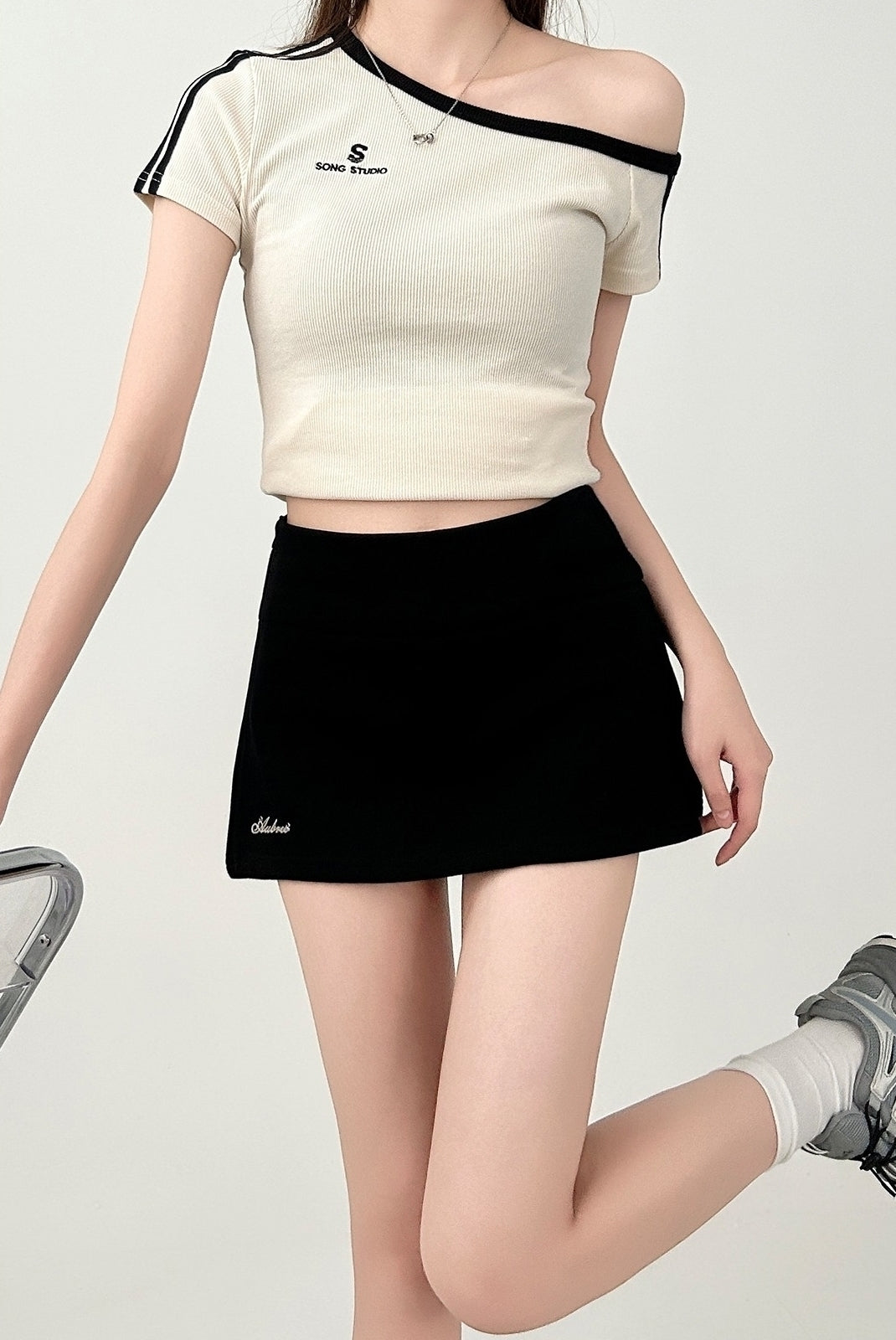 White High Waist A Line Slim Fit Skirt