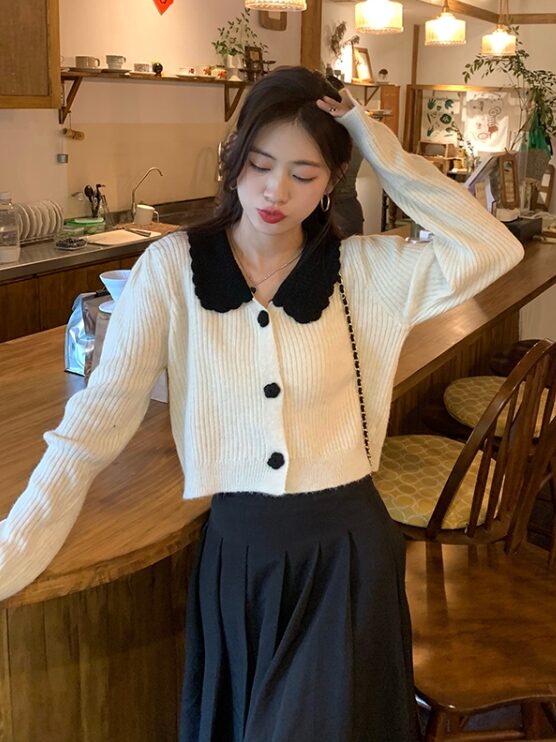 White Knitted Cardigan With Black Collar