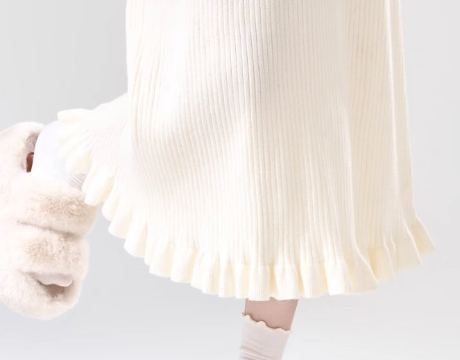 White Long Sleeve Knitted Dress
