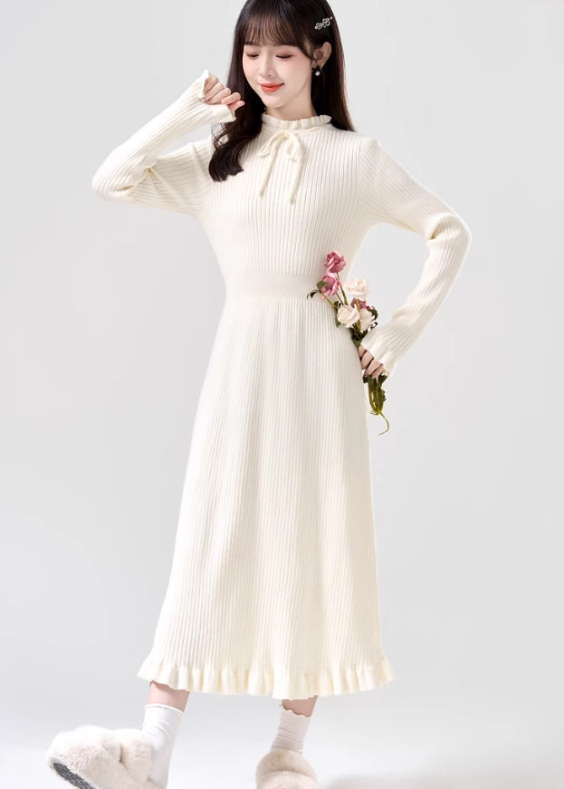 White Long Sleeve Knitted Dress