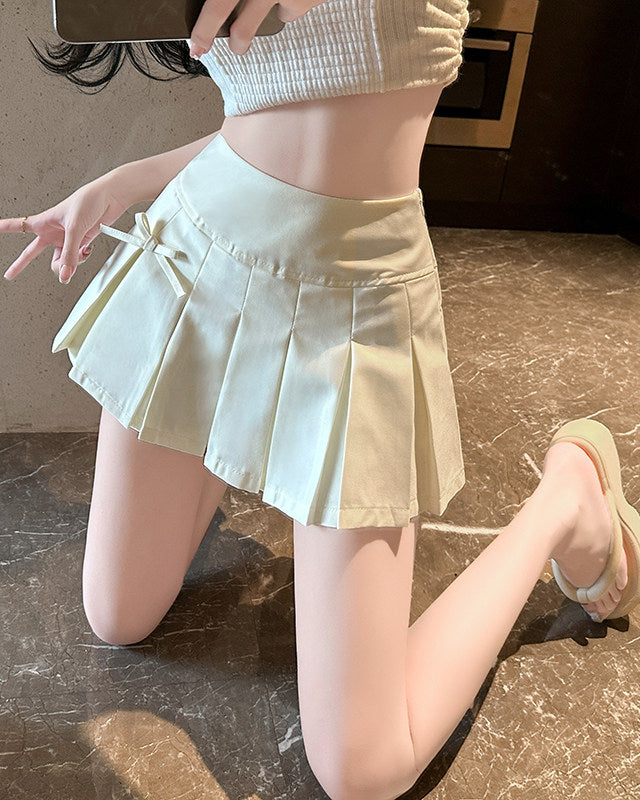 White Pleated Ribbon Mini Skirt
