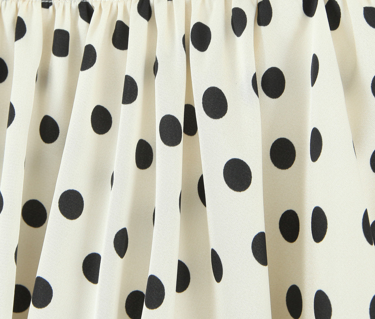 White Polka Dots Ballon Skirt