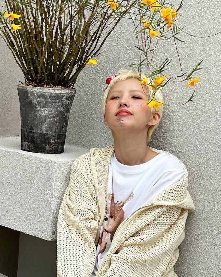 White Puppy Print T-Shirt