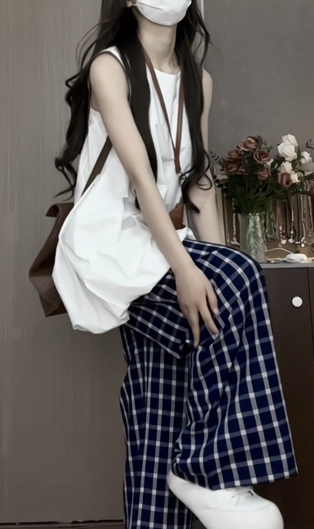 White Sleeveless Balloon Mini Dress