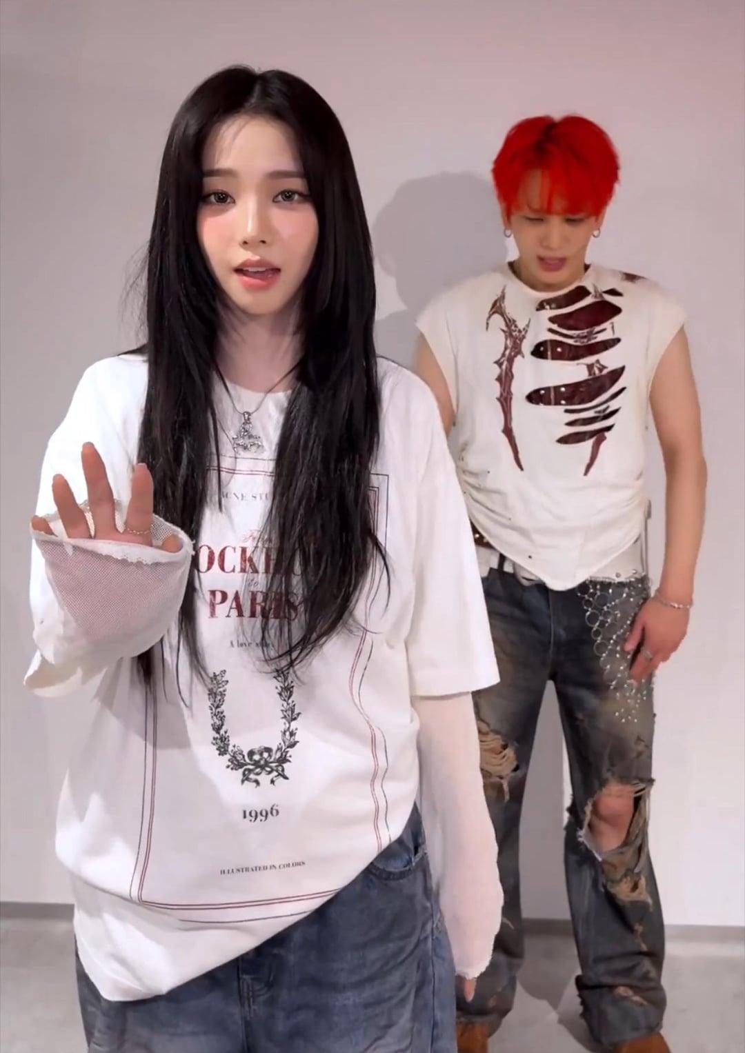 White Stockholm To Paris Print Long Sleeves T-Shirt