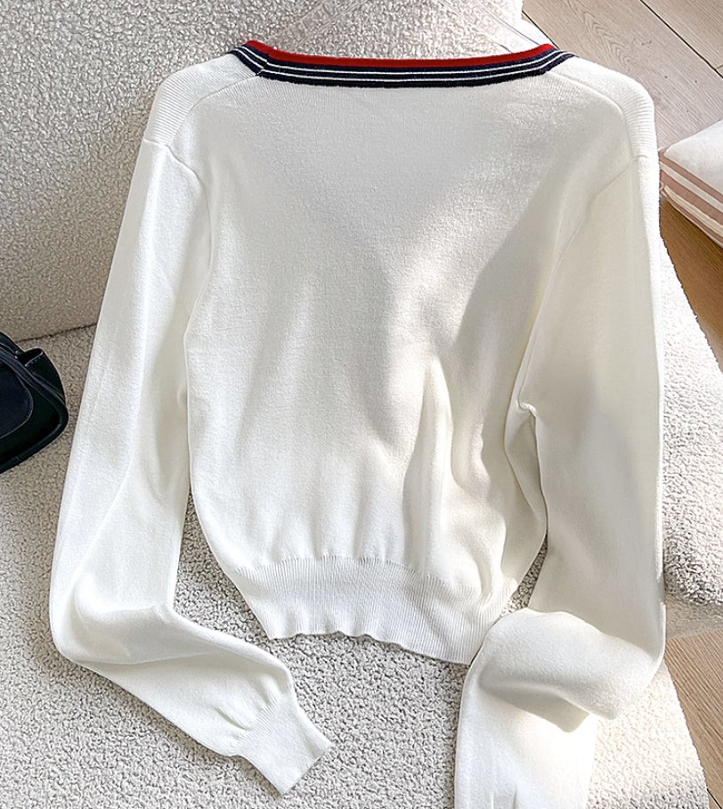 White V-Neck Knitted Cardigan With Contrasting Outlines