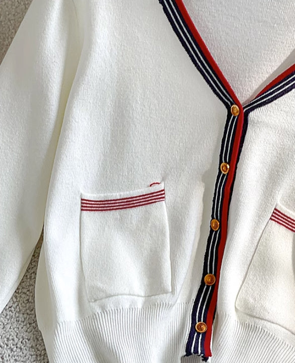 White V-Neck Knitted Cardigan With Contrasting Outlines