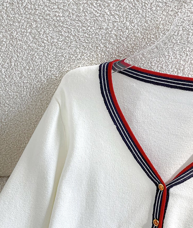 White V-Neck Knitted Cardigan With Contrasting Outlines