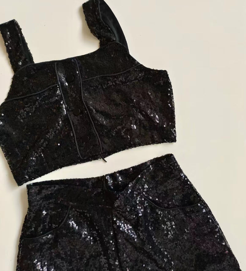 Black Shiny Crop Top