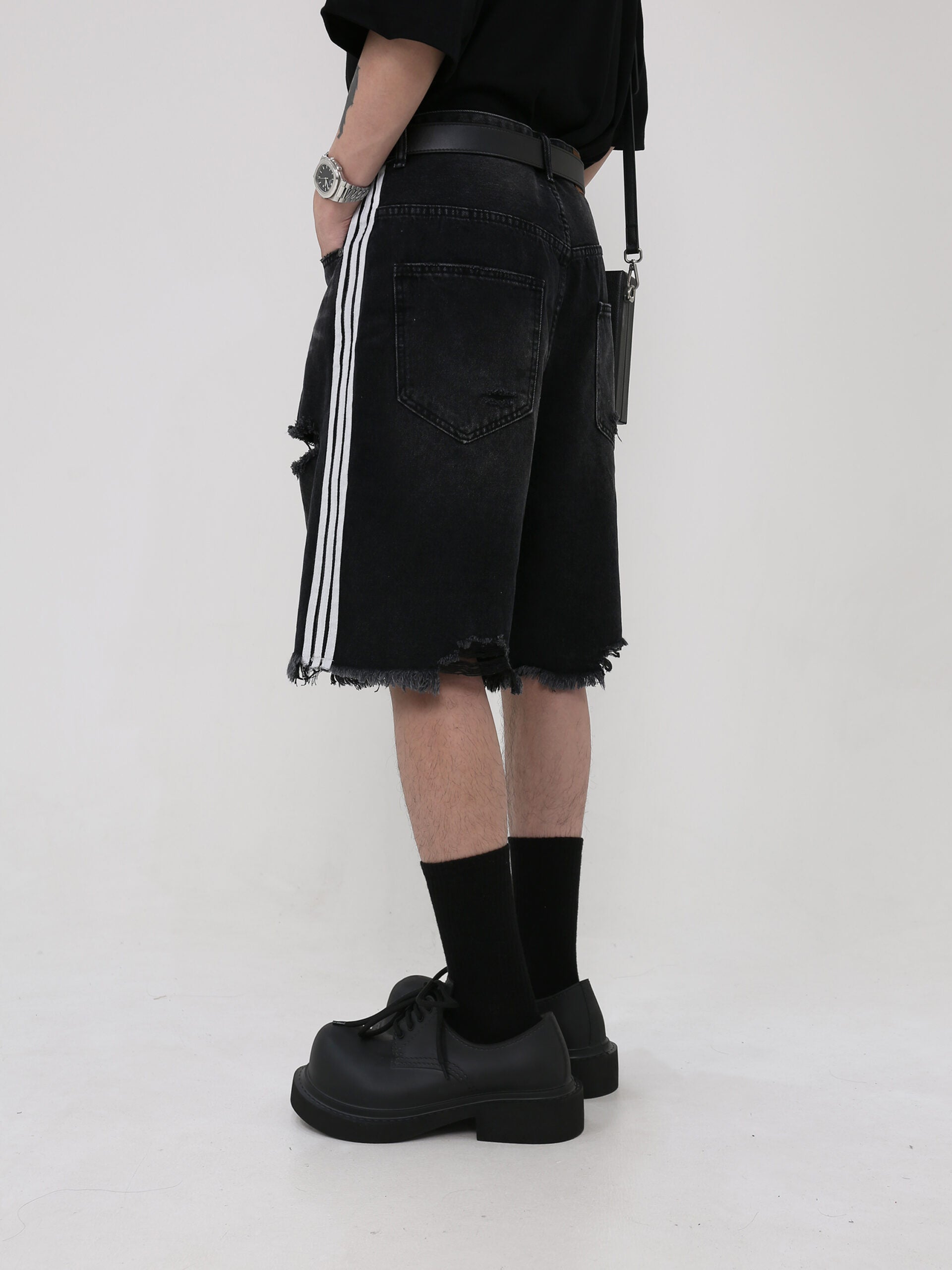 Black Mid-Length Tattered Denim Shorts