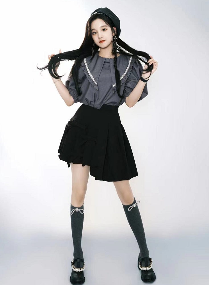 Black Pleated Skirt With Bow Detail