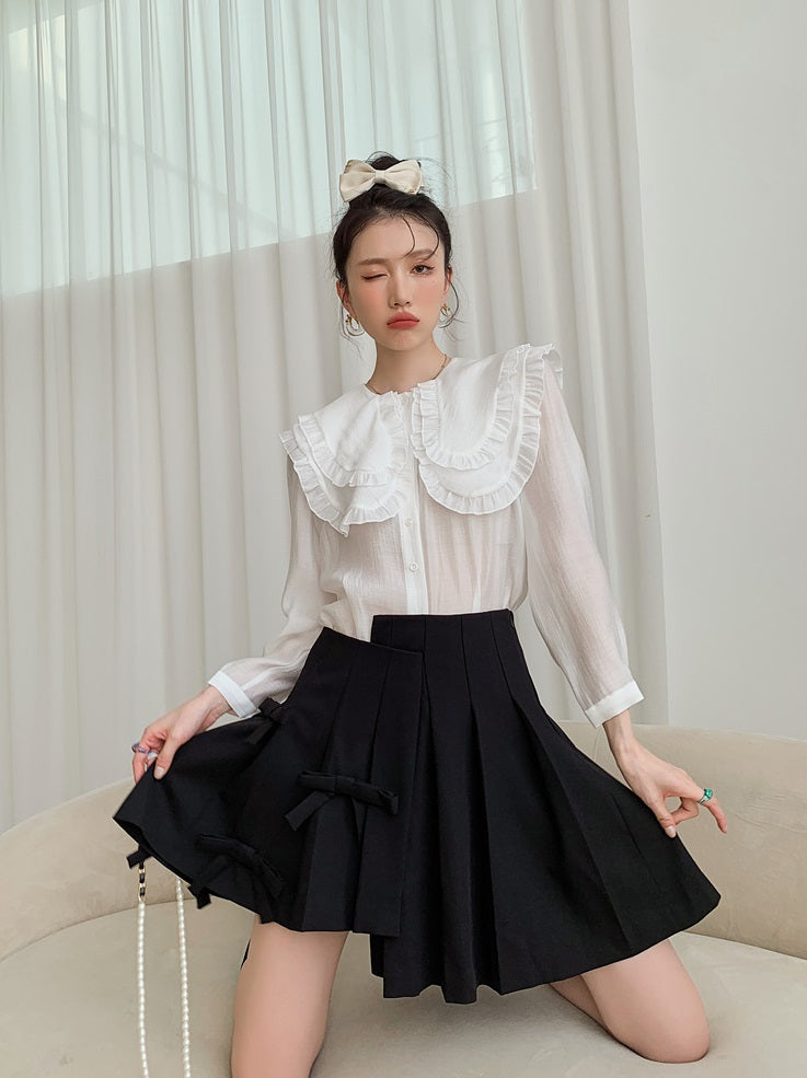 Black Pleated Skirt With Bow Detail