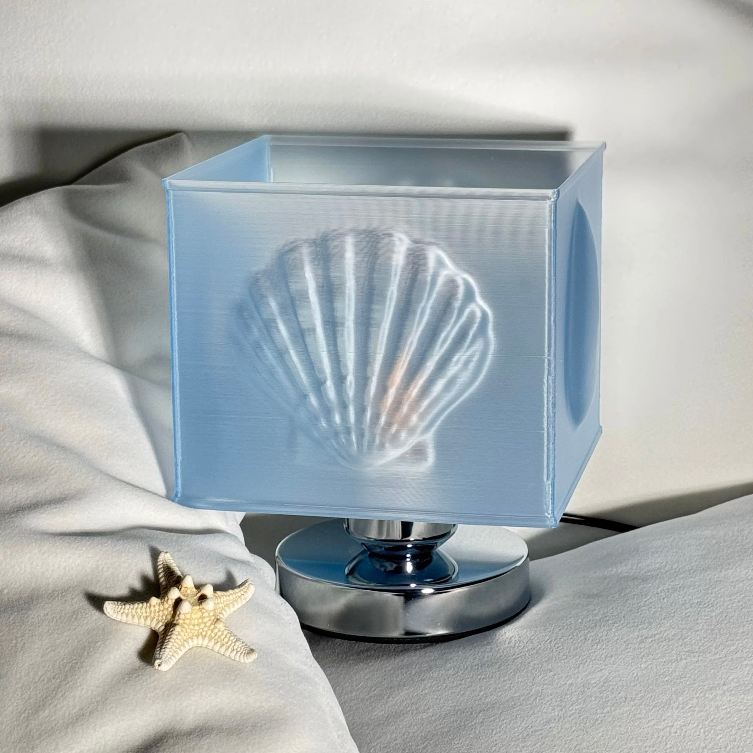 Mermaidcore Blue Seashell Lamp