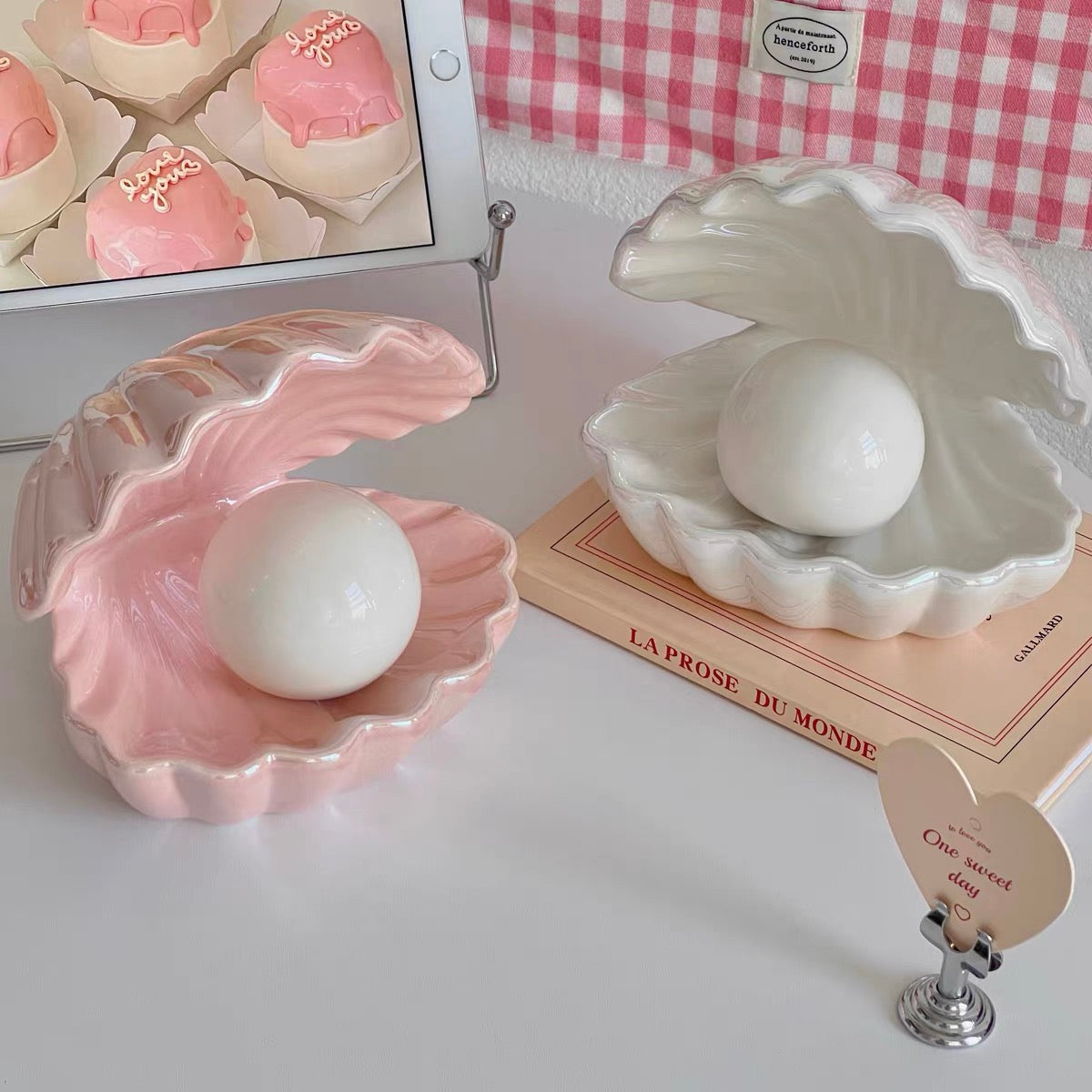 Ceramic Pearl Lamp