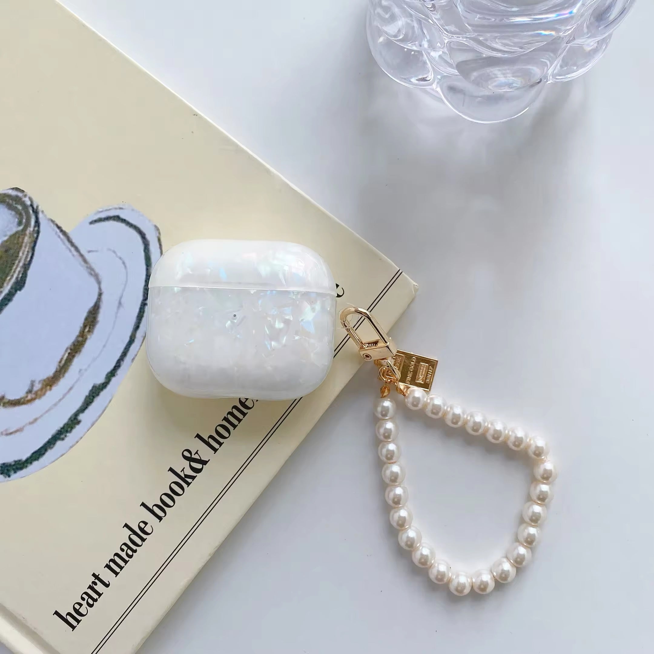 Shell Pastel AirPods Case