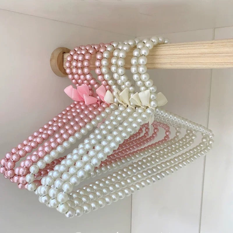 Coquette Pearl Hangers