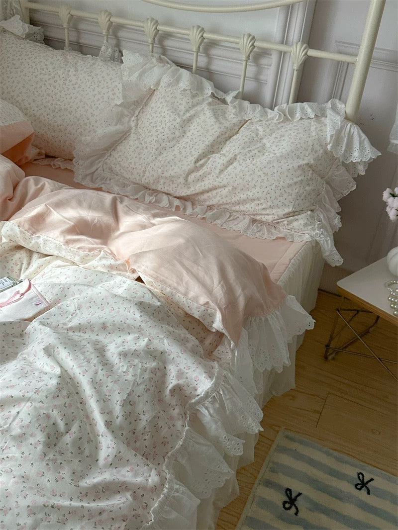 Coquette Ditsy Floral Duvet Cover Set