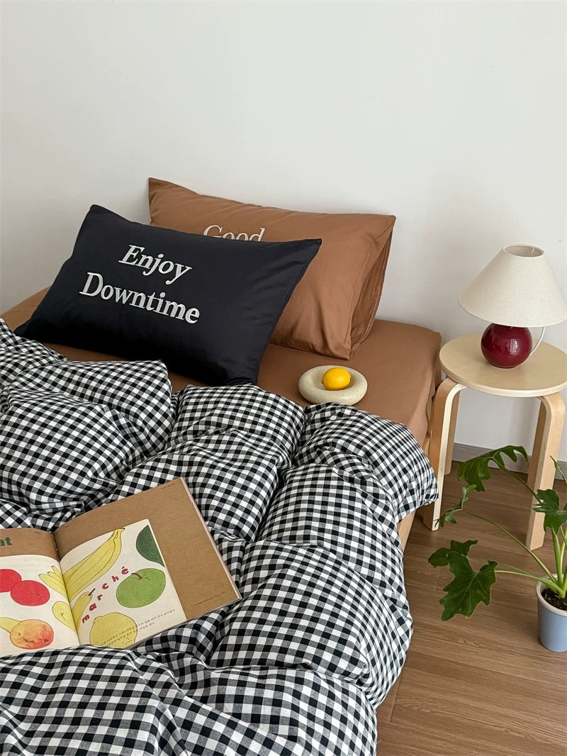 Black & Brown Preppy Gingham Bedding Set