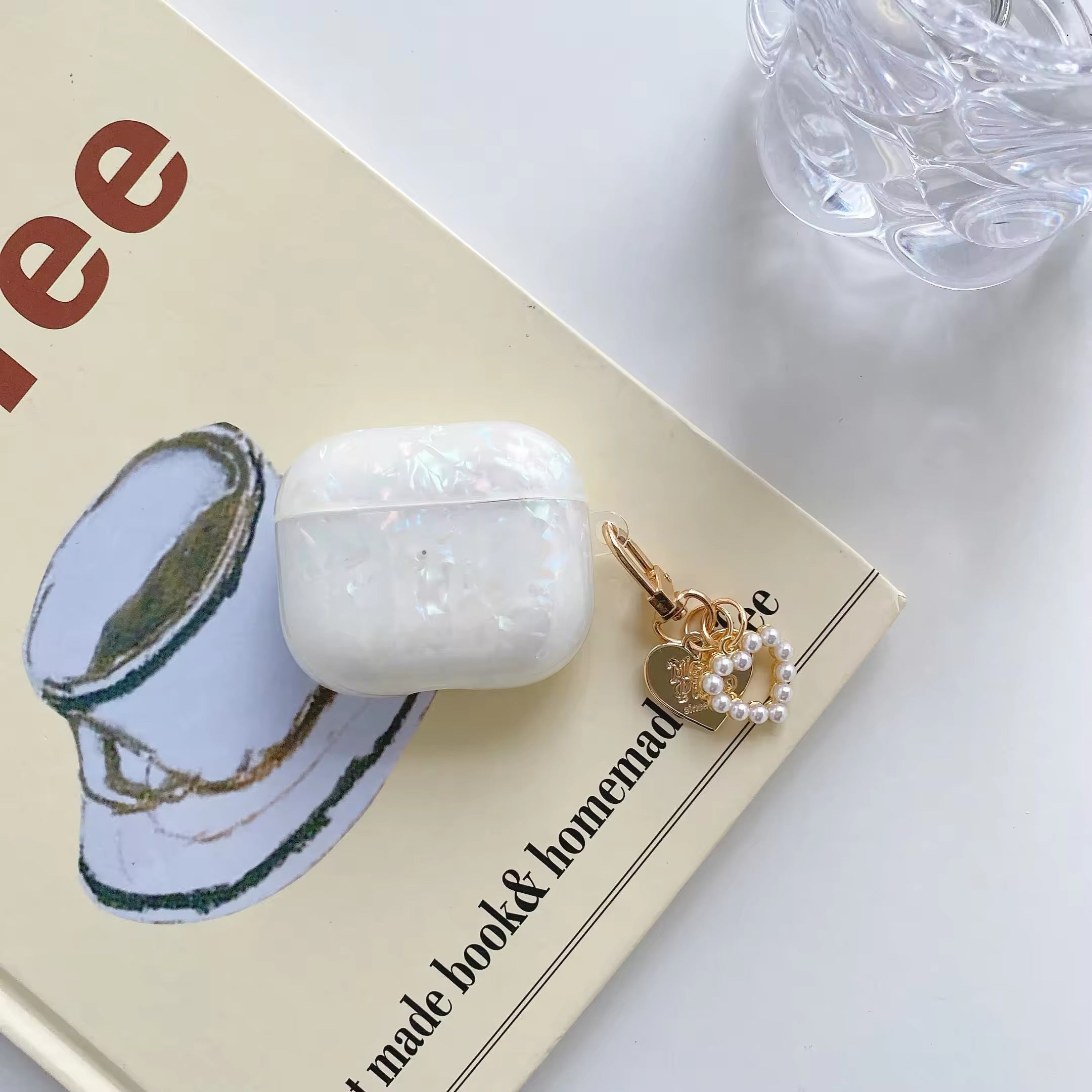 Shell Pastel AirPods Case