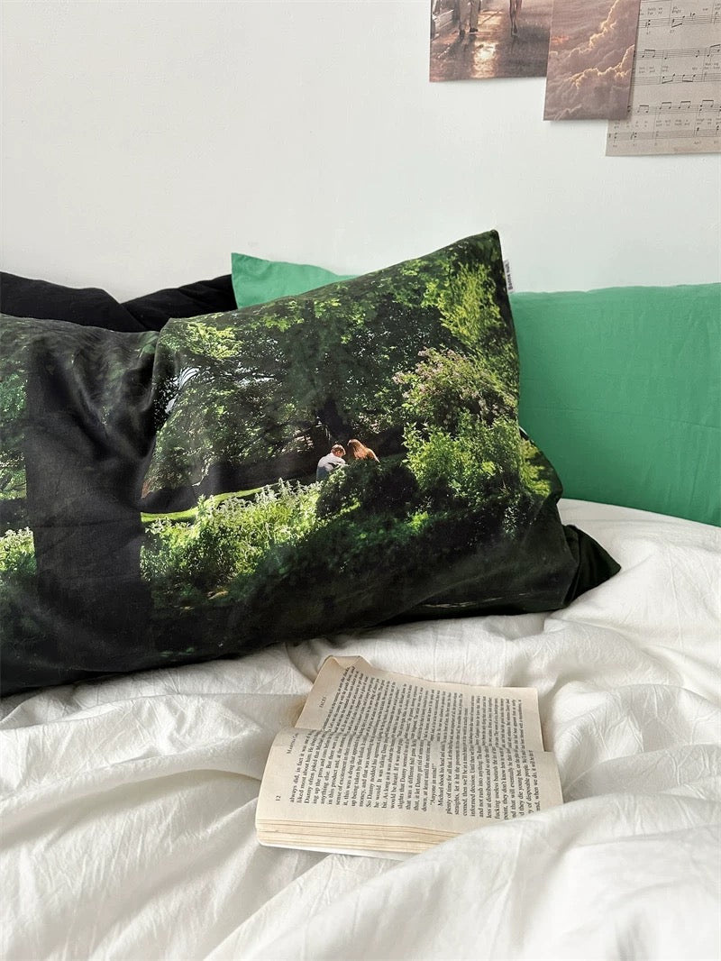 Artsy Graphic Pillowcase