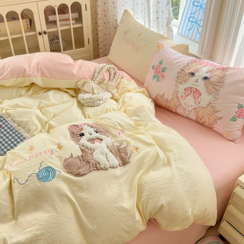 Cute Kitty Yellow Bedding Set