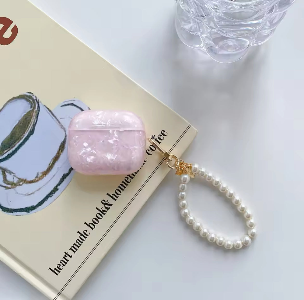 Shell Pastel AirPods Case