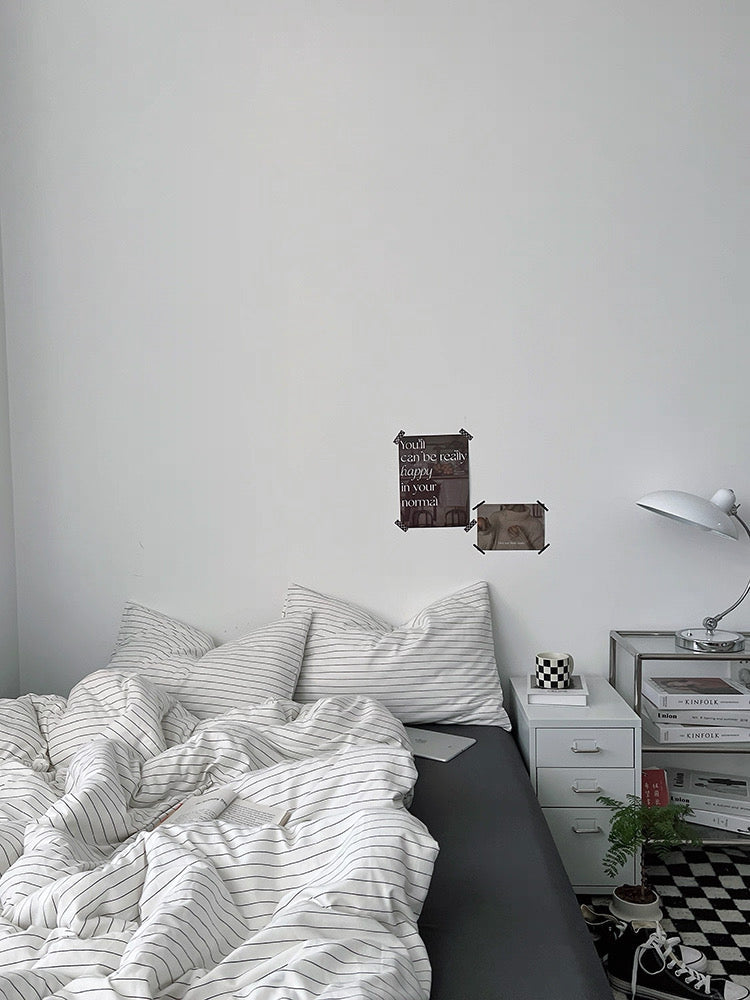 White & Black Striped Bedding Set
