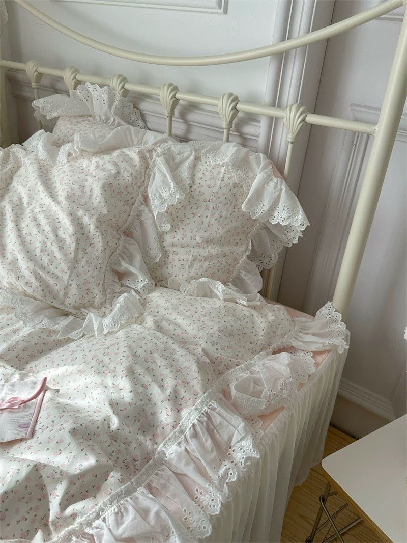 Coquette Ditsy Floral Duvet Cover Set