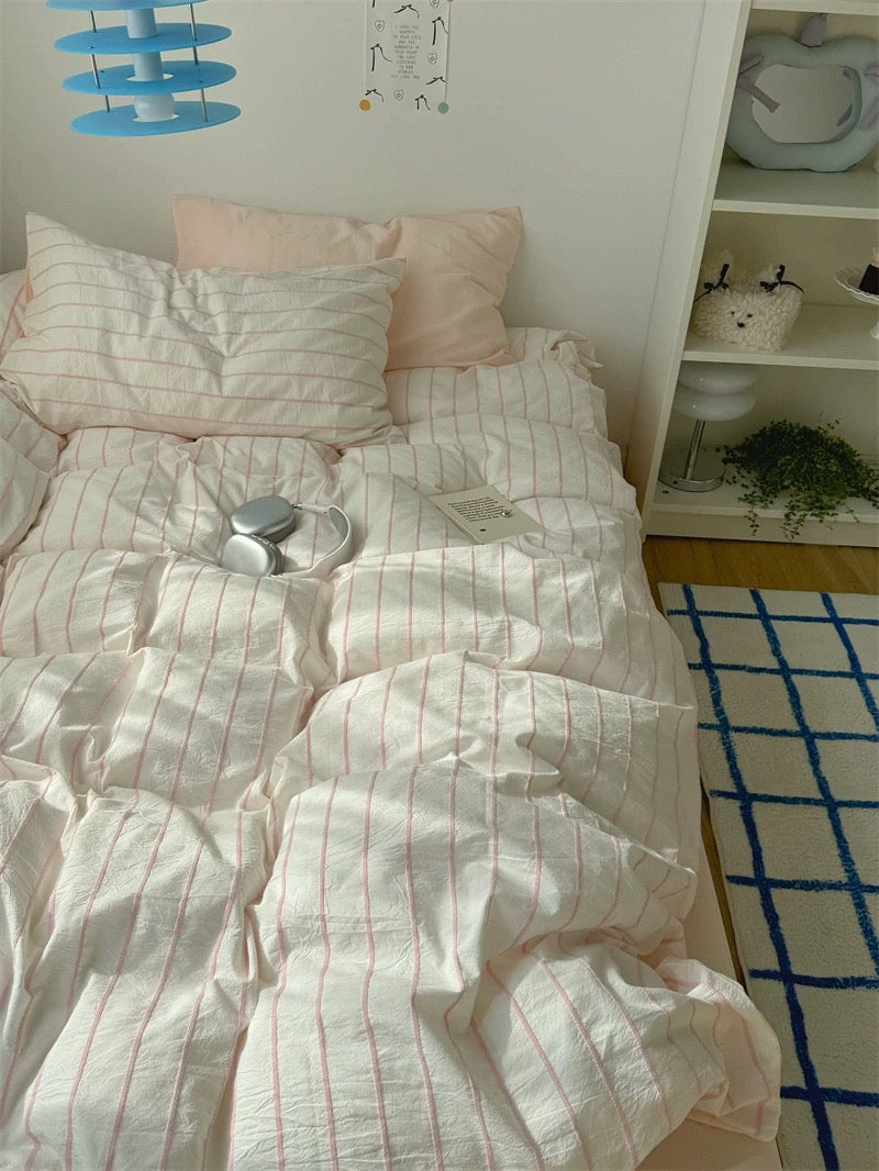 Clean Girl Aesthetic Pink Striped Bedding Set