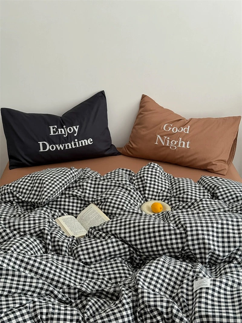 Black & Brown Preppy Gingham Bedding Set