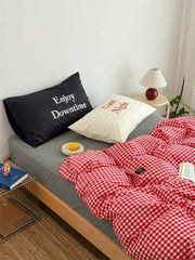 Black & Red Preppy Gingham Bedding Set
